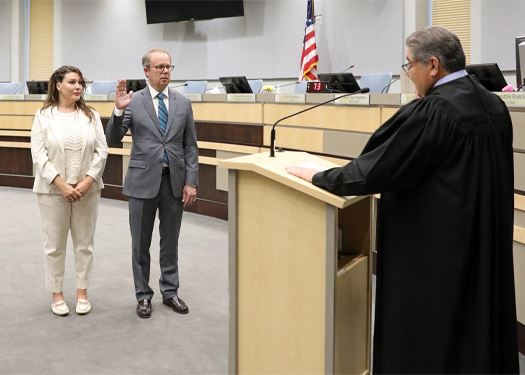 Oath of Office Ceremony for Judge James DeRossitt