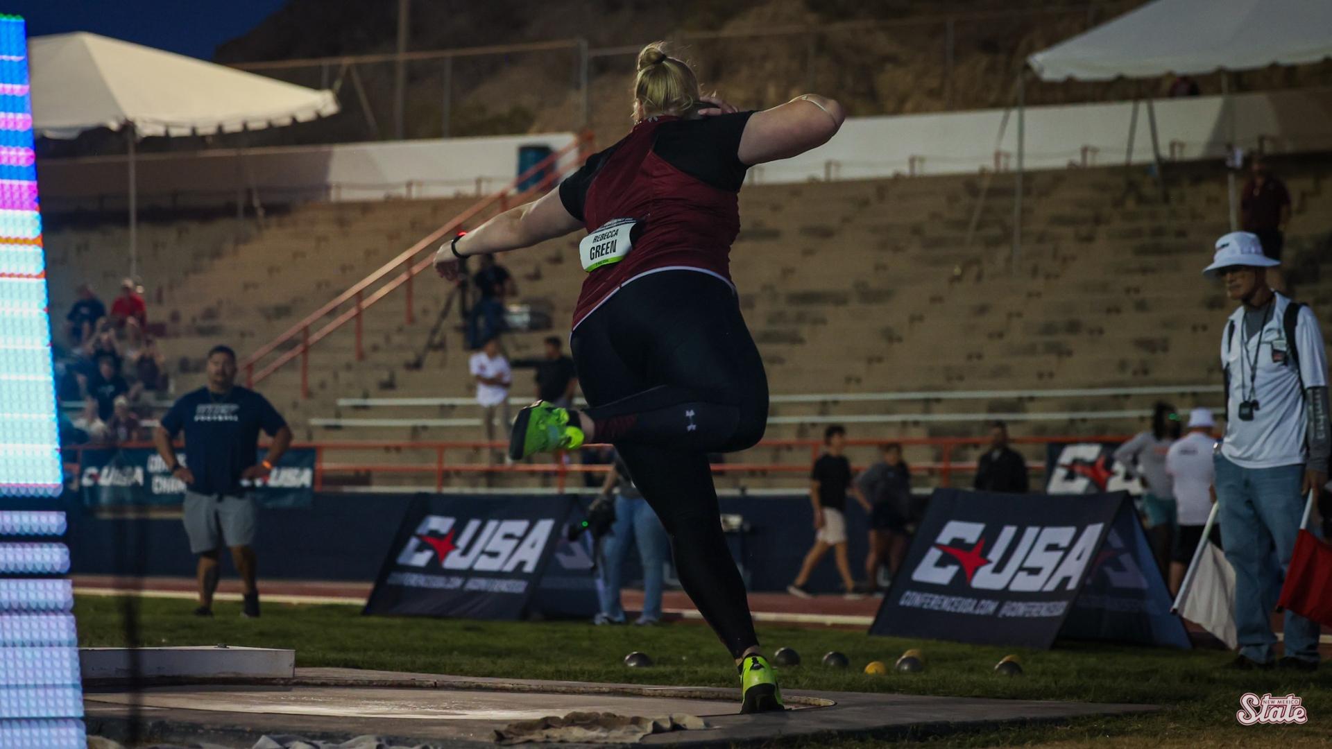 Trio of Podium Finishes Power Aggies to Lead on Day One