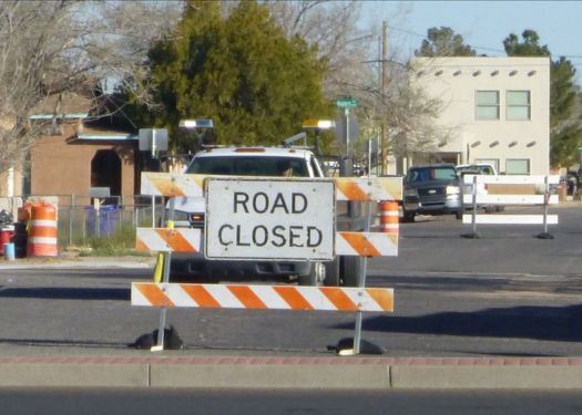 Roadrunner Parkway Lane Closure