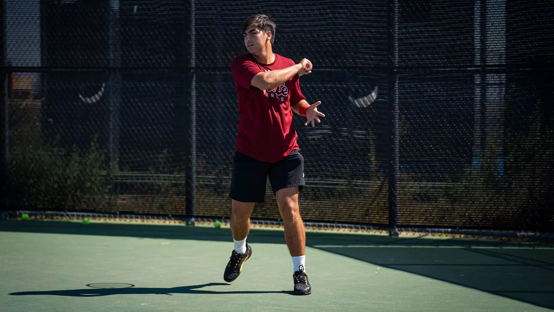 Aggies Close Out Bedford Cup with Strong Singles Wins