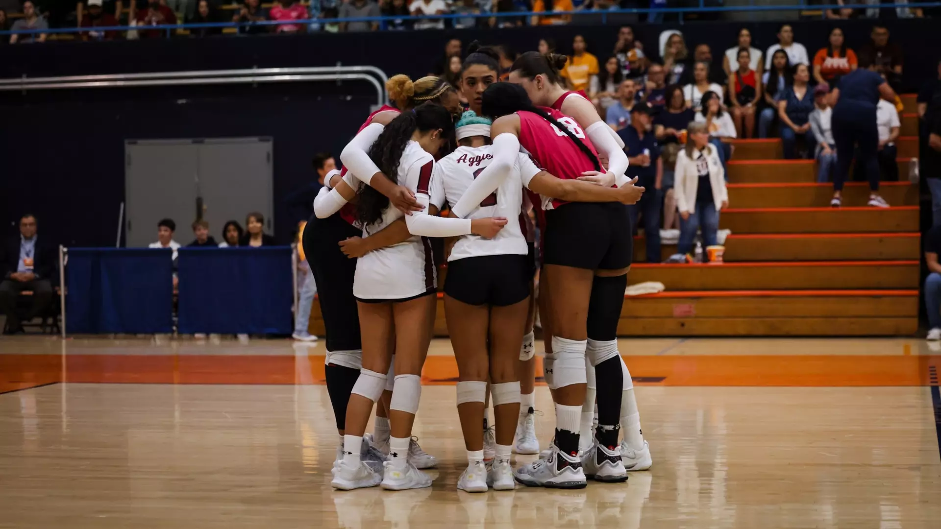 UTEP Claims Four-Set Battle of I-10 Finale