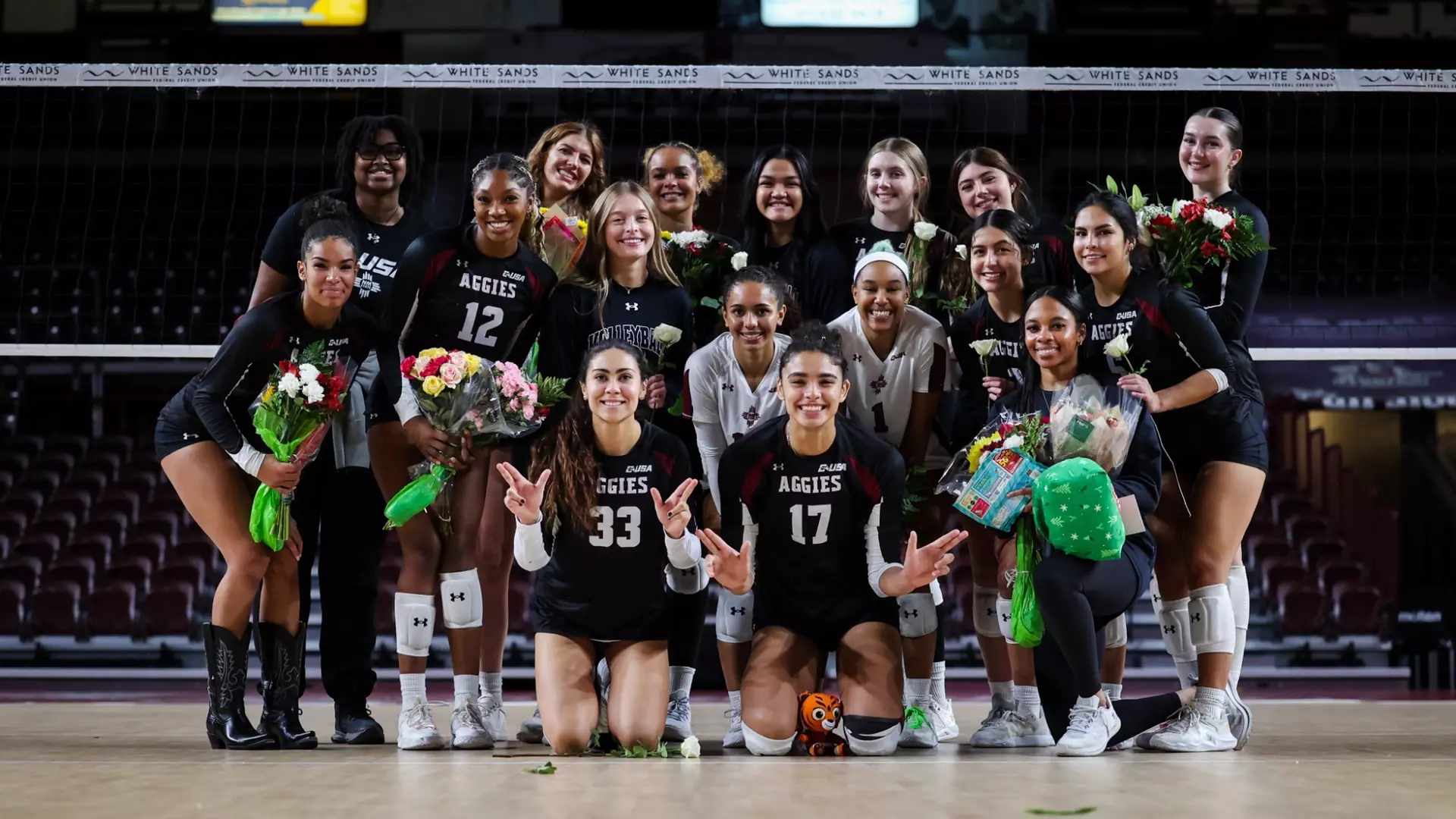 Senior Day Highlighted by 10th Straight Home Victory