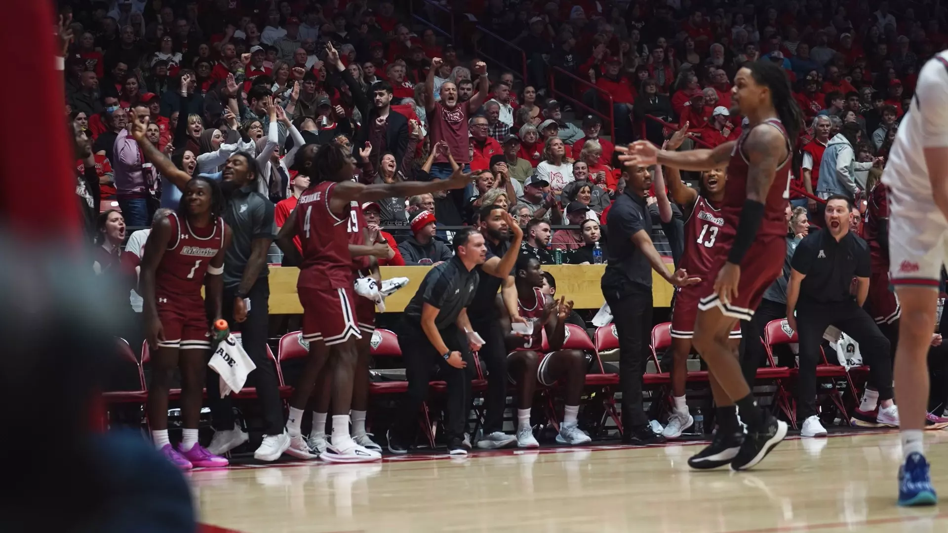 Aggies Outlast Lobos in Thrilling Battle of I-25