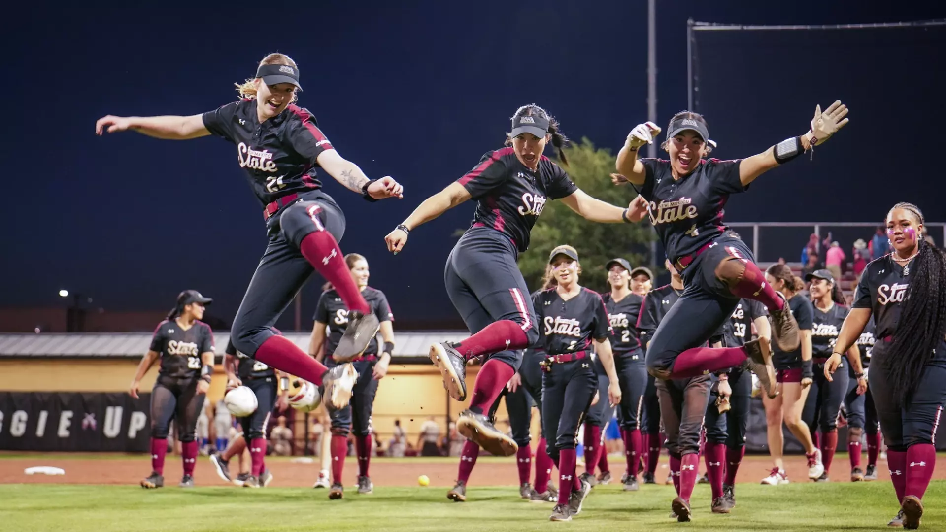Softball: Riley Carley Walks Off Blue Raiders in Crucial Comeback