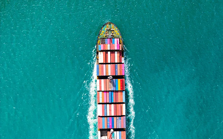 Economics: Why Does the U.S. Always Run a Trade Deficit? 