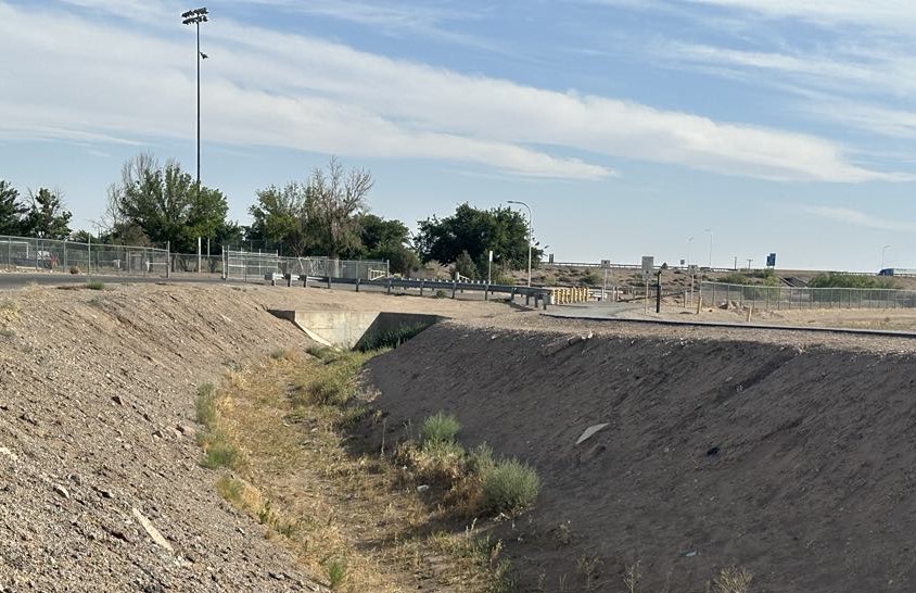 Empty Ditch