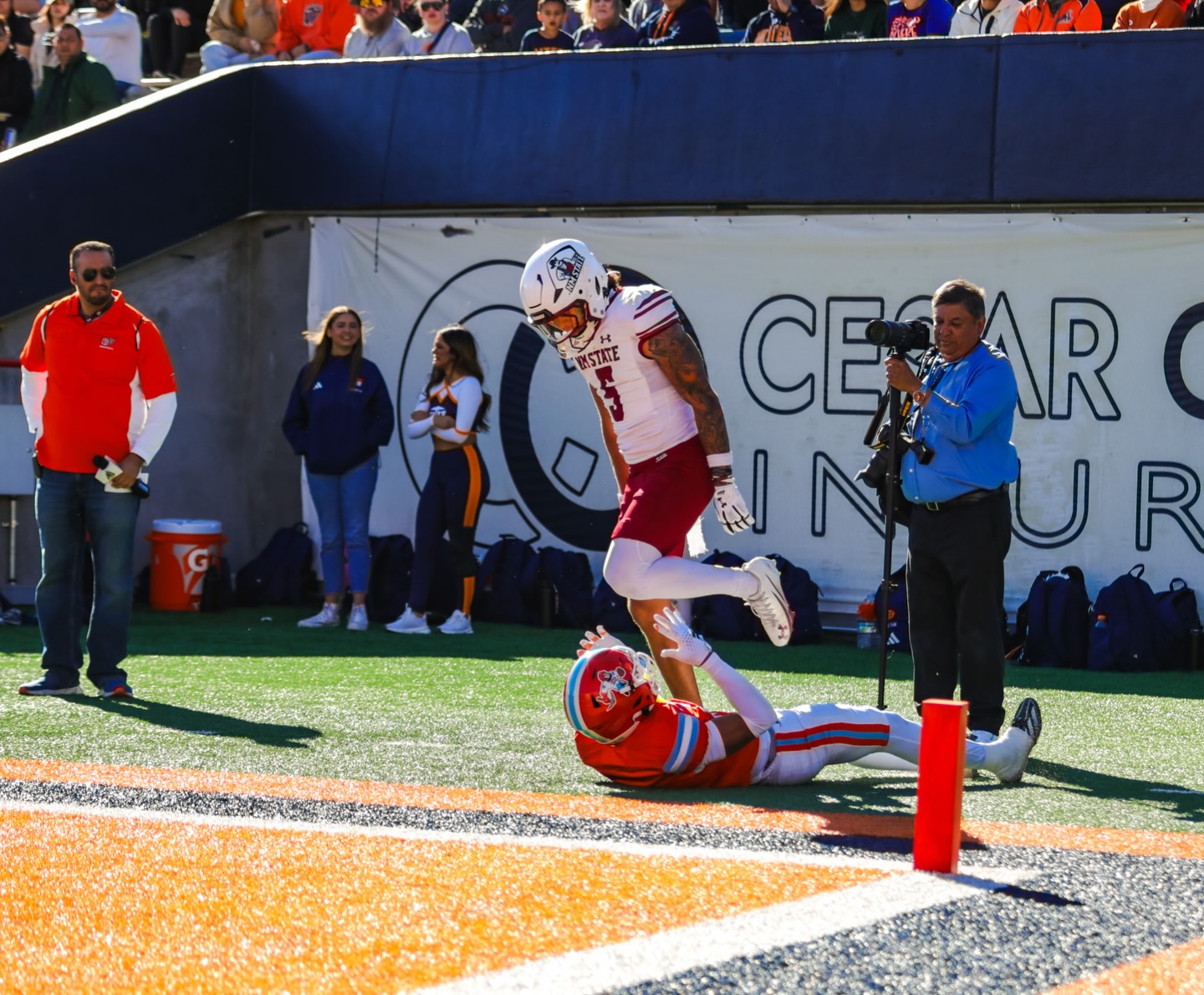 Football: Late Score Lifts Aggies Over UTEP in Thrilling Battle of I-10