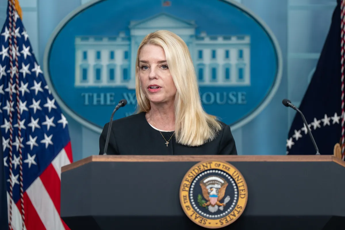 Pam Bondi AG
