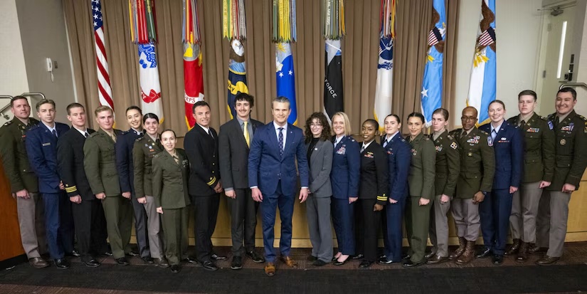 Hegseth, Caine Remind Senate Youth Delegates That Rebuilding the Force Starts With People