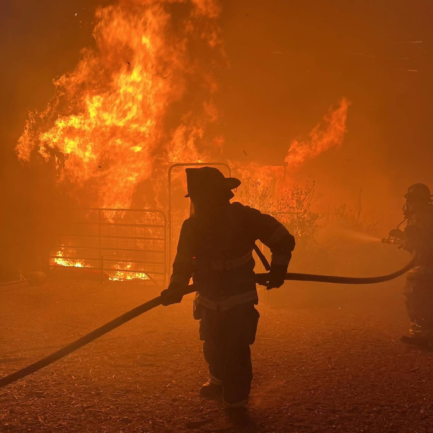 Doña Ana Fire Rescue Tackles Sunday Evening Blaze in Organ