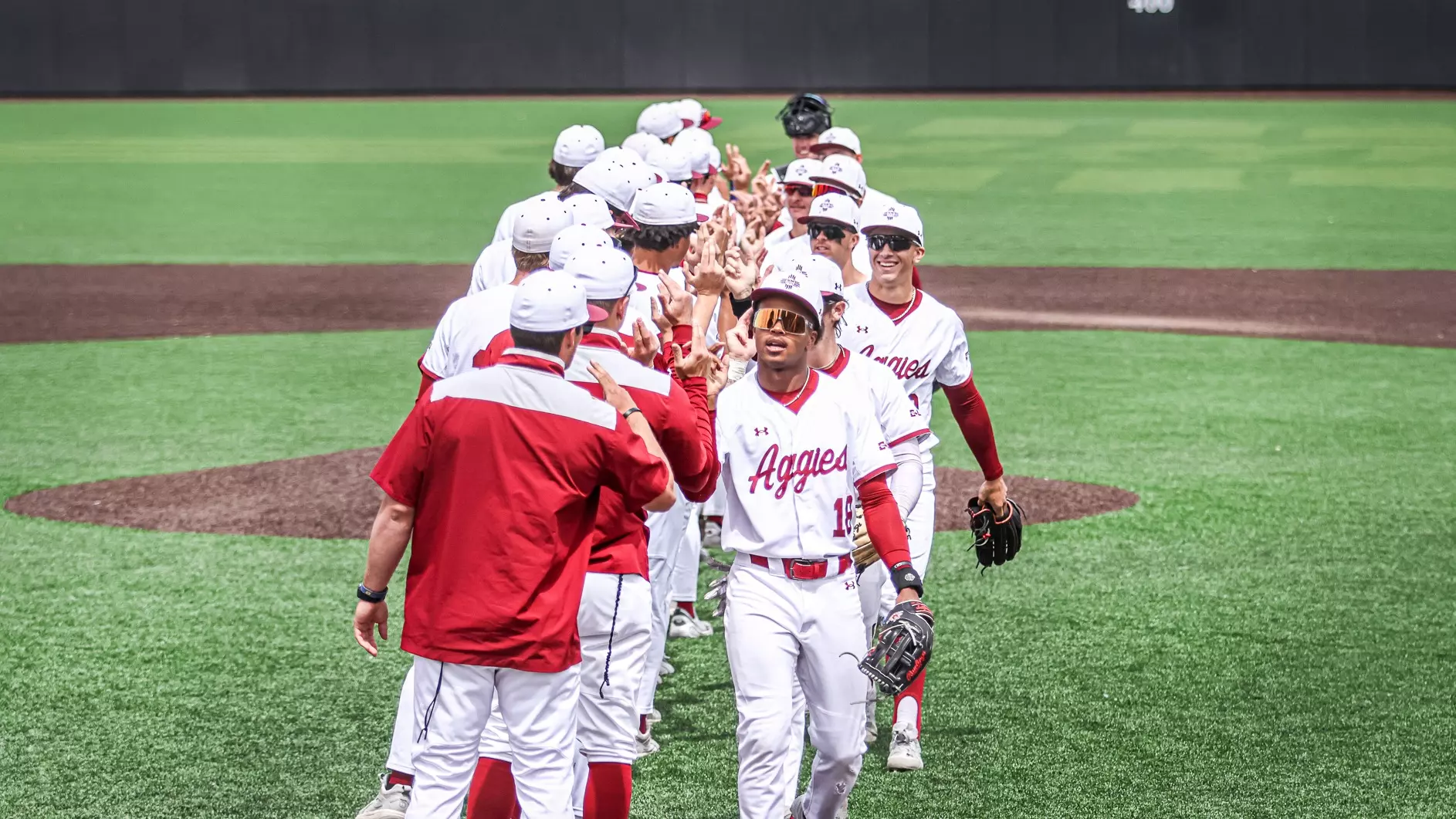 Baseball: Aggies Pull Away from Blue Hens to Clinch Series Sweep