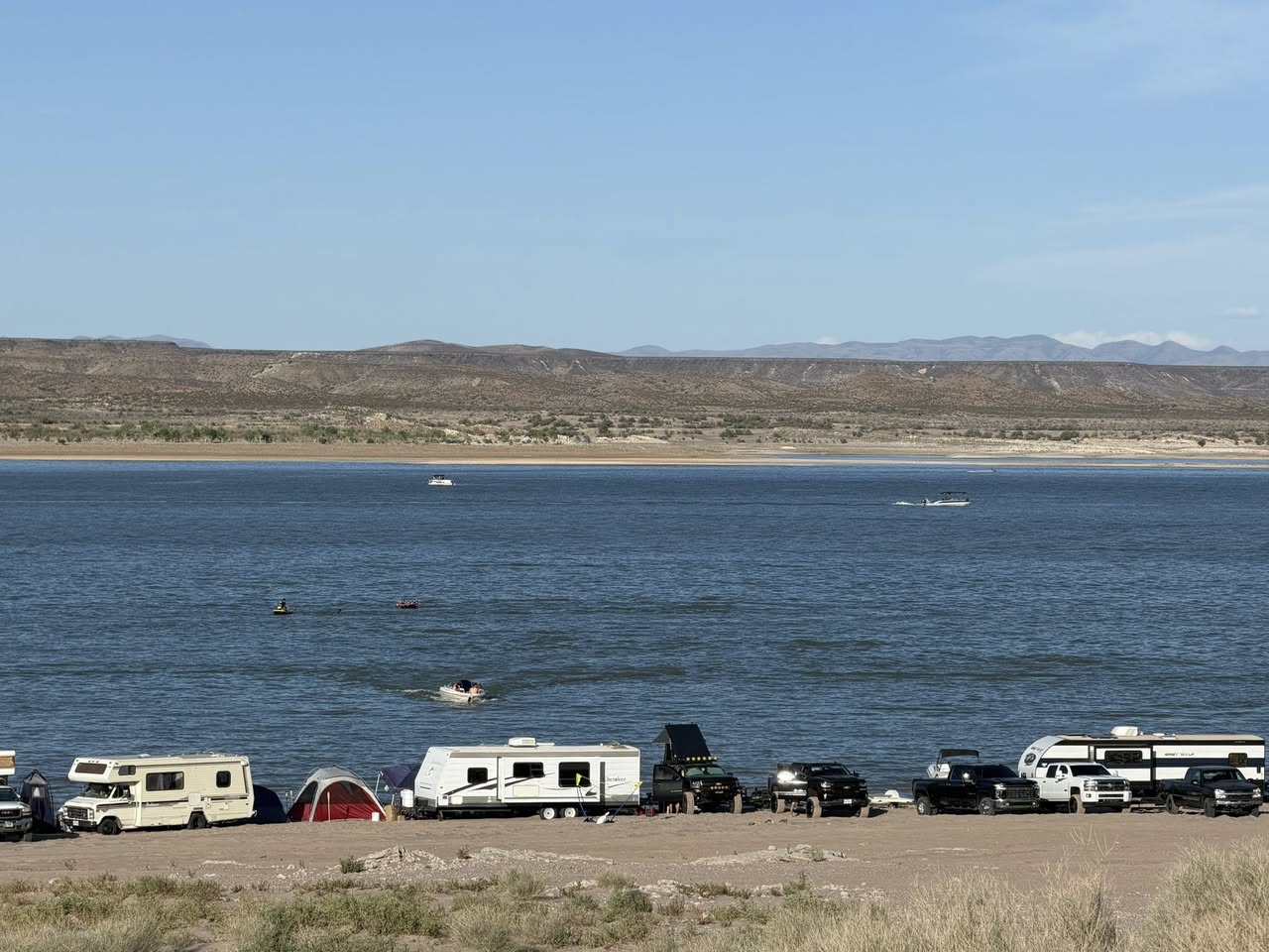 Memorial Day Lake Crowds Bring Reminder to Boaters: Clean, Drain and Dry